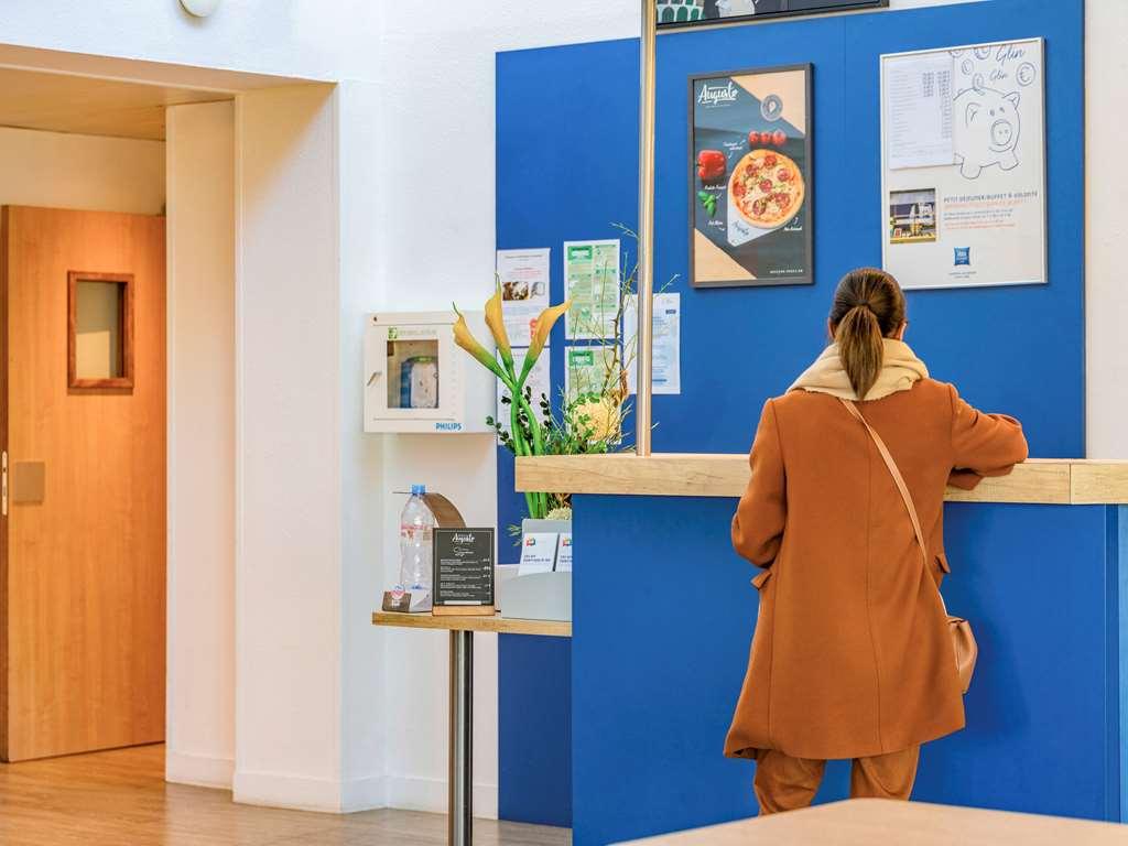 Ibis Budget Lyon Est Saint Quentin Fallavier Exterior photo