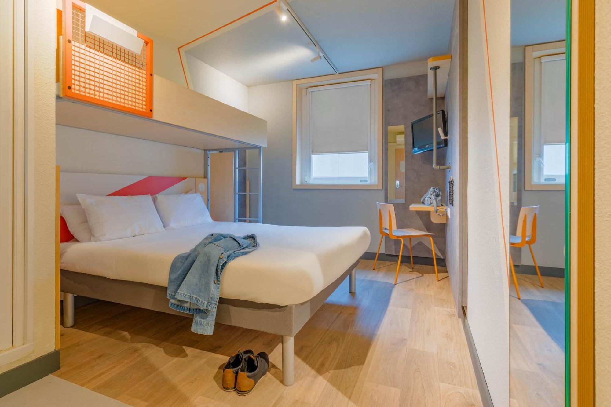 Ibis Budget Lyon Est Saint Quentin Fallavier Exterior photo